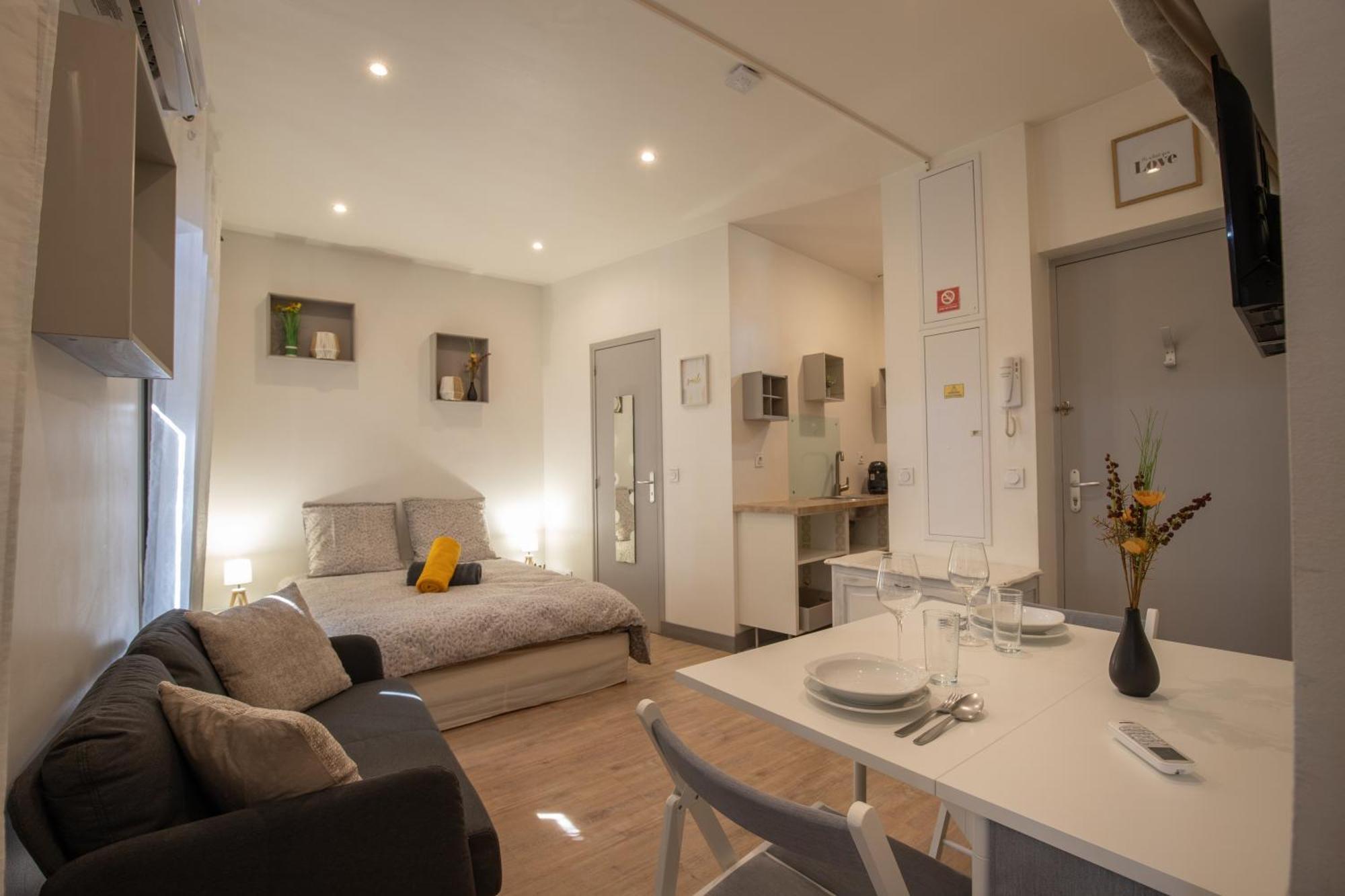 Le Partage Des Eaux - 4 Couchages - Hypercentre - Clim - Wifi Daire LʼIsle-sur-la-Sorgue Dış mekan fotoğraf