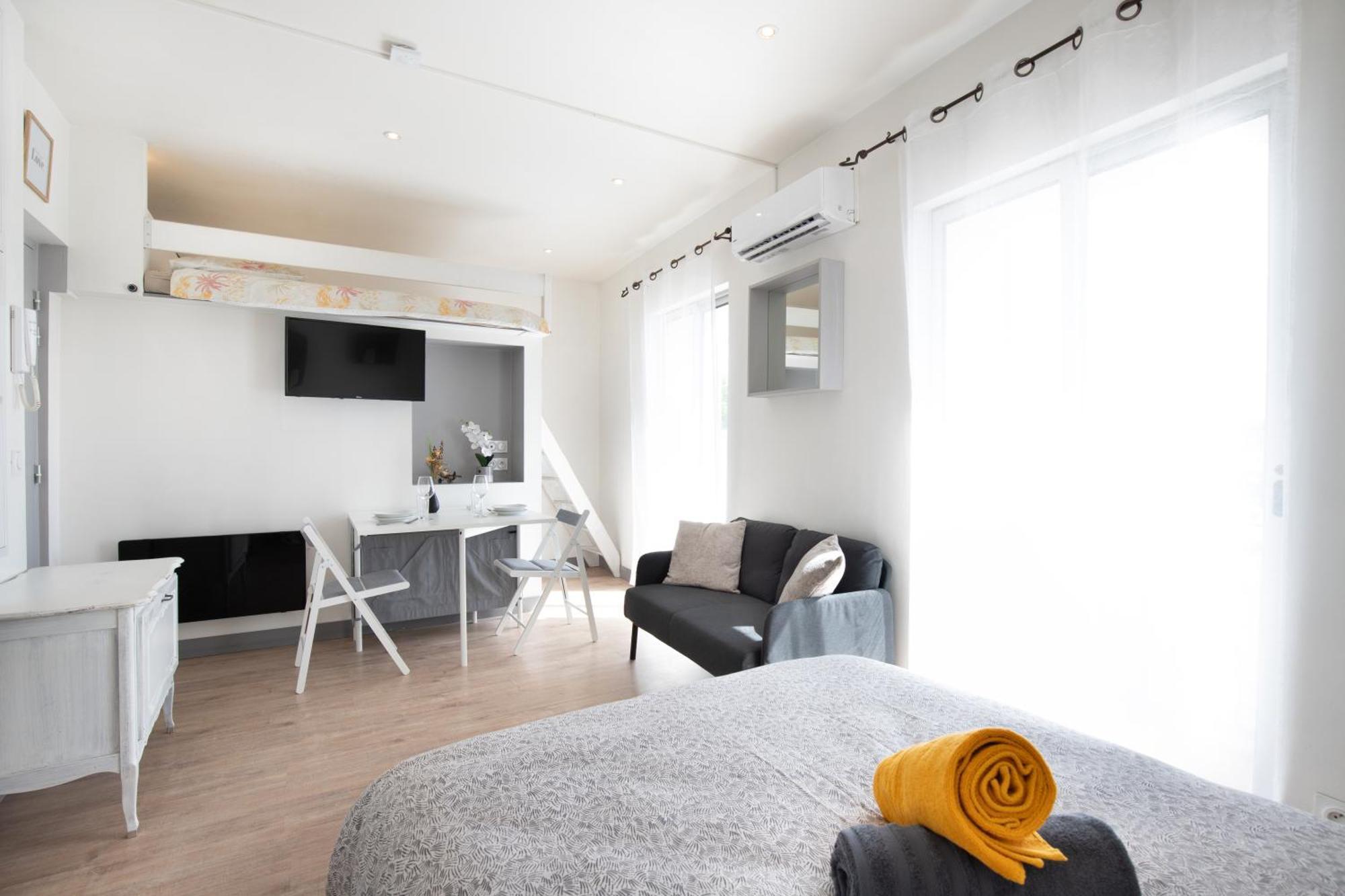 Le Partage Des Eaux - 4 Couchages - Hypercentre - Clim - Wifi Daire LʼIsle-sur-la-Sorgue Dış mekan fotoğraf